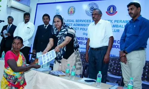 பெரம்பலுாரில் சட்ட விழிப்புணர்வு முகாம்