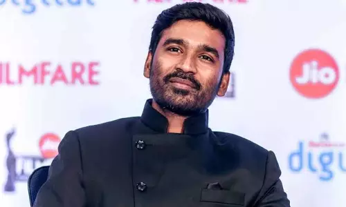 நம்ம பக்கத்து ஸ்டேட் தான.. இங்கிலீஸ் எதுக்கு தமிழ்ல பேசுறேன் - வைரலாகும் தனுஷ் வீடியோ