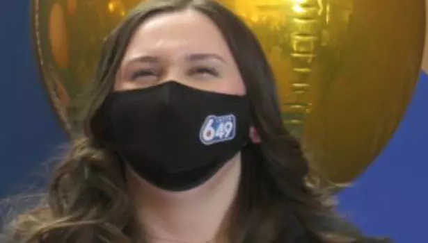 ஒரே நாளில் அதிர்ஷ்டம்- லாட்டரியில் ரூ.290 கோடி பரிசு பெற்ற கனடா மாணவி