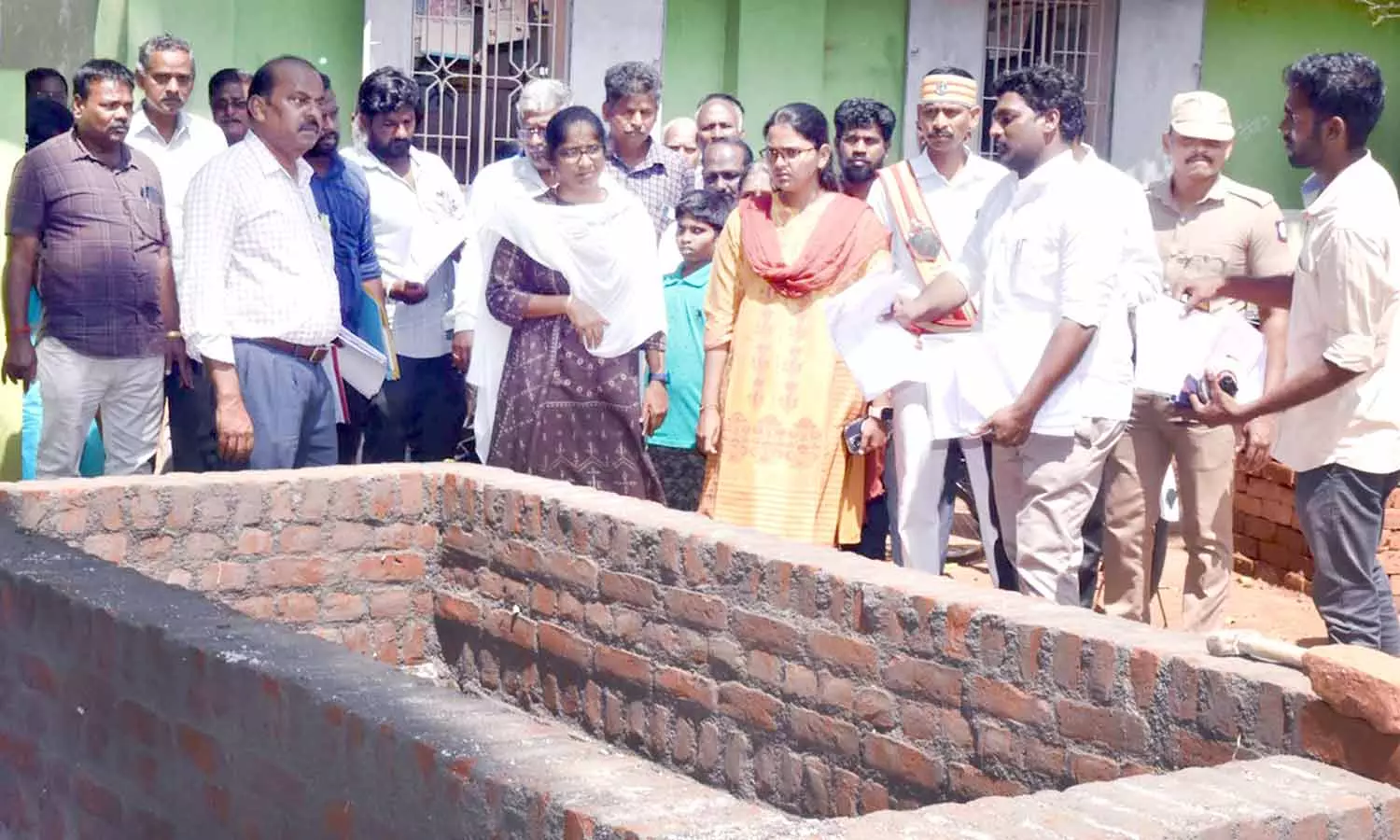 வளர்ச்சி திட்ட பணிகள் குறித்து கலெக்டர் ஆய்வு வளர்ச்சி திட்ட பணிகள் குறித்து கலெக்டர் ஆய்வு