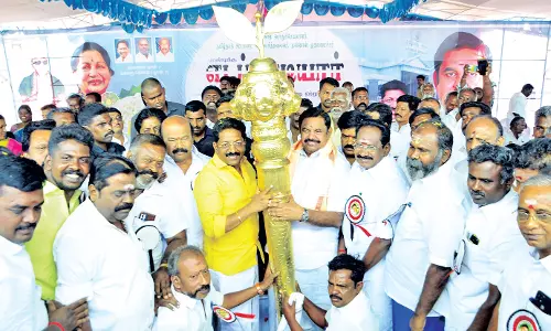 5 ஆயிரத்துக்கும் மேற்பட்டோர் எடப்பாடி பழனிச்சாமி முன்னிலையில் அ.தி.மு.க.வில் இணைந்தனர்