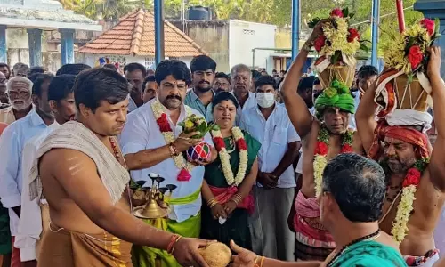 பொன்னகரத்தில் ஆதிகேசவ பெருமாள்  கோவில் ராஜகோபுர அடிக்கல் நாட்டு விழா