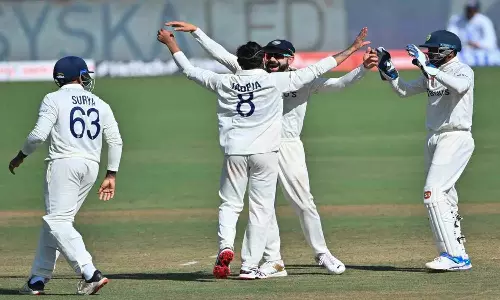 முதல் டெஸ்ட் போட்டி- ஆஸ்திரேலியாவை 91 ரன்களில் சுருட்டி இந்தியா அபார வெற்றி