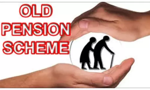 பழைய பென்ஷன் திட்டம் கேட்டு அரசு ஊழியர் சங்கம் பேரணி