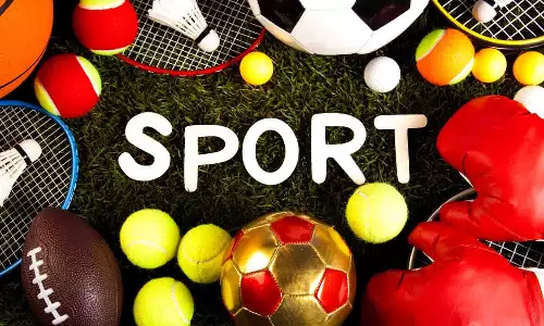 முதல்வா் கோப்பைக்கான வாலிபால் போட்டி - ஜெய்வாபாய்  பெண்கள் பள்ளி அணி முதலிடம்