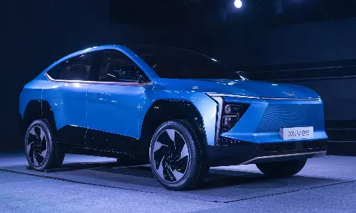 மஹிந்திராவின் புதிய எலெக்ட்ரிக் கார் கான்செப்ட்கள் அறிமுகம்