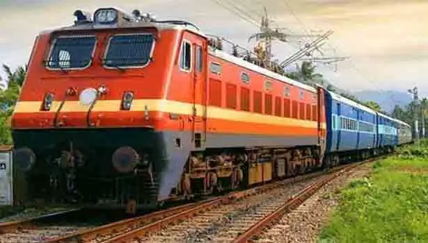 வருகிற 14-ந் தேதி கோவை-சென்னை ெரயில் பகுதியாக ரத்து | Coimbatore-Chennai  railway section canceled on 14th