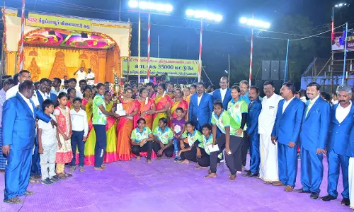 கீழப்பாவூரில் தென்னிந்திய அளவிலான ஆண்கள்- பெண்களுக்கான கபடி போட்டி