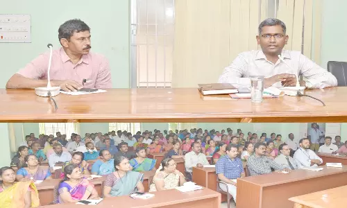 மாணவ-மாணவிகளுக்கு கல்வி உதவித்தொகையை விரைந்து வழங்க நடவடிக்கை