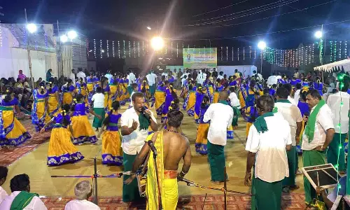 உடுமலையில்  பவளக்கொடி கும்மியாட்டம் அரங்கேற்றம்