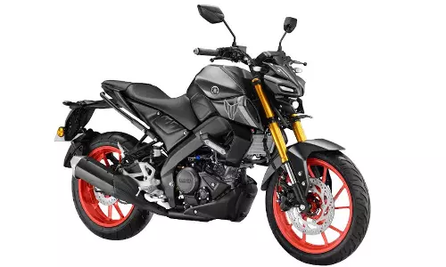 டிராக்ஷன் கண்ட்ரோல் சிஸ்டத்துடன் 2023 யமஹா மாடல்கள் இந்தியாவில் அறிமுகம்