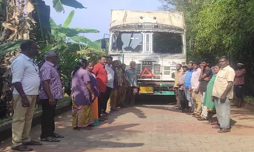 குளச்சல் நகராட்சியில் இருந்து 12.68 டன் பிளாஸ்டிக் கழிவுகள் குஜராத் சிமெண்ட் ஆலைக்கு அனுப்பி வைப்பு