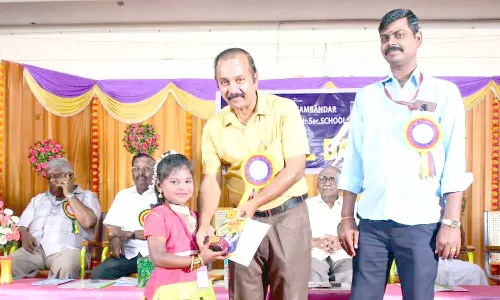 போட்டிகளில் வெற்றிபெற்ற மாணவர்களுக்கு பரிசு