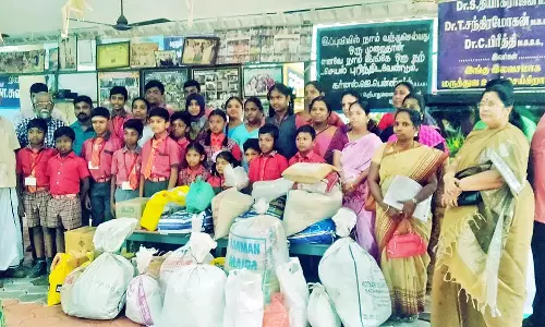 முதியோர் காப்பகத்திற்கு அத்தியாவசிய பொருட்கள் வழங்கல்