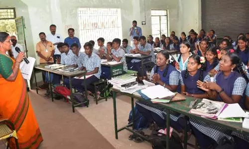 அரசுப் பள்ளி மாணவர்கள் யாருக்கும் சளைத்தவர்கள் அல்ல-பெரம்பலூர் மாவட்ட கலெக்டர் பேச்சு