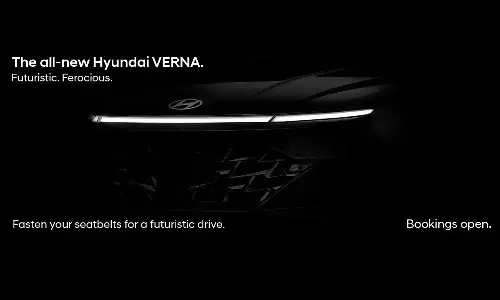 முற்றிலும் புதிய ஹூண்டாய் வெர்னா - இந்திய முன்பதிவு துவக்கம்