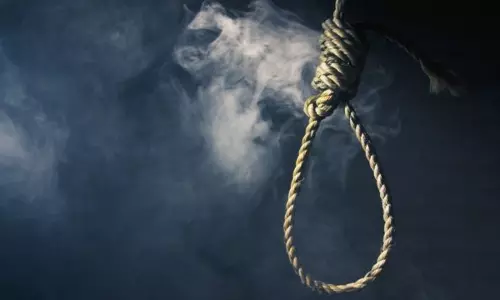 மனைவி பிரிந்து சென்ற வேதனையில் கணவர் தற்கொலை
