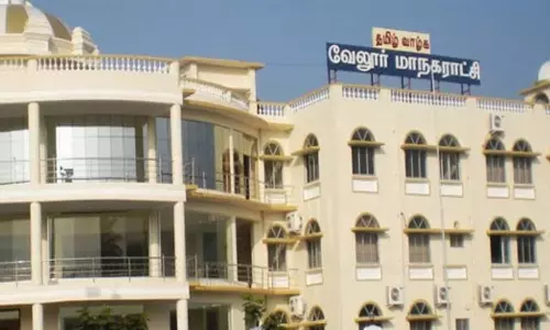 வரி வசூலில் காட்டும் வேகத்தை அடிப்படை வசதிகள் செய்வதிலும் காட்ட வேண்டும்