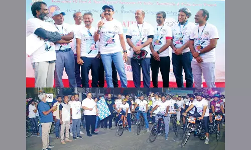 உலக வாய்முக அறுவை சிகிச்சை மருத்துவர் தினத்தை முன்னிட்டு விழிப்புணர்வு சைக்கிள் பயணம்- தொடங்கி வைத்த டி.ஜி.பி. சைலேந்திரபாபு