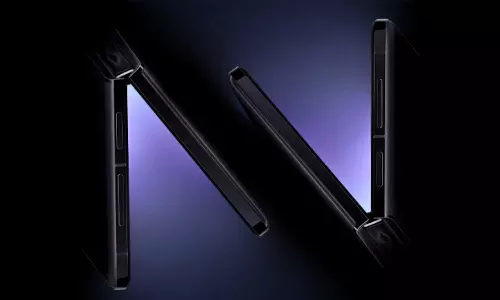 ஒப்போவின் புதிய ஃபோல்டபில் ஸ்மார்ட்போன் - இலவசமாக பெறுவது எப்படி?