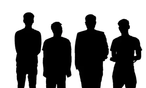 கணவர்கள் விற்பனை...