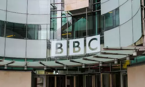 டெல்லி பிபிசி அலுவலகத்தில் ரெய்டு- வருமான வரித்துறை அதிரடி