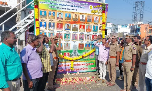 ராணுவ வீரர்களுக்கு வீரவணக்கம்