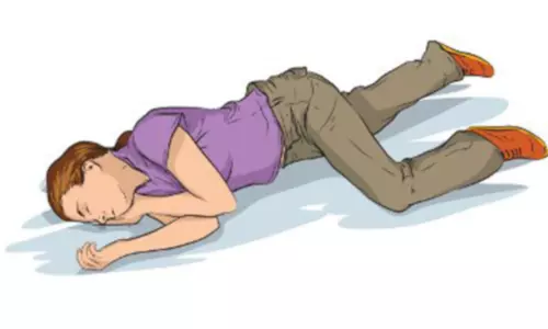 திருவட்டார் அருகே வீட்டில் ரத்த காயங்களுடன் சுய நினைவின்றி கிடந்த பெண்