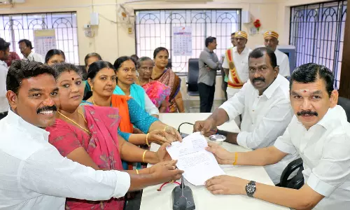 பாளை தியாகராஜநகரில் சீரான குடிநீர் வழங்க வேண்டும் மேயரிடம் பொதுமக்கள் மனு