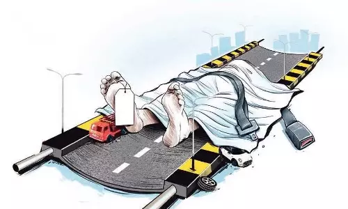 வாகனம் மோதி டிரைவர் பலி