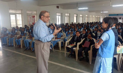 அருள்புரம் ஜெயந்தி பள்ளியில்  கலந்துரையாடல் நிகழ்ச்சி