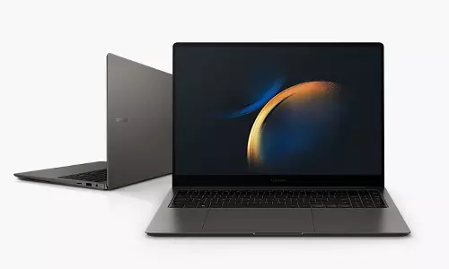 சாம்சங் கேலக்ஸி புக் 3 அல்ட்ரா இந்திய முன்பதிவு துவக்கம்