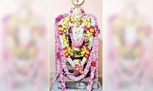 மேலமறைகாடர் கோவிலில் தேய்பிறை அஷ்டமி வழிபாடு