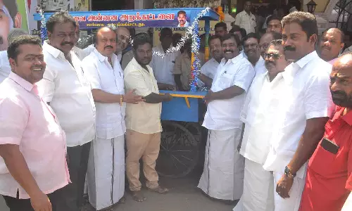 ஏழை-எளிய மக்களுக்கு நலத்திட்ட உதவிகள்