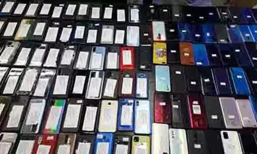 நீலகிரியில்  ரூ.10 லட்சம் மதிப்புள்ள 52 செல்போன்கள் மீட்கப்பட்டு உரிமையாளர்களிடம் ஒப்படைப்பு
