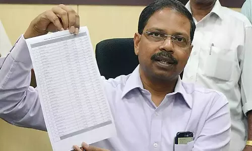 ஈரோடு கிழக்கு தொகுதி இடைத்தேர்தல்: விதிமீறல் பற்றி ஆதாரங்களுடன் புகார் அளித்தால் உடனடி நடவடிக்கை