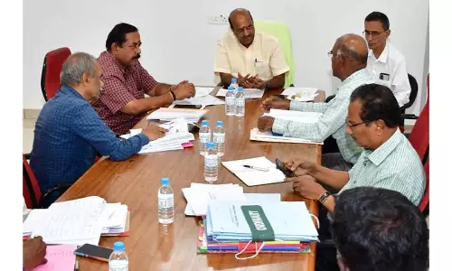 பொதுப்பணித்துறை பணிகள் குறித்துஅமைச்சர் லட்சுமிநாராயணன் ஆய்வு