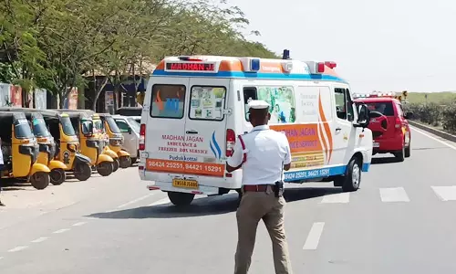 மூளைச்சாவு அடைந்த வாலிபரின் கல்லீரல், இதயம் கோவை மற்றும் புதுக்கோட்டைக்கு பறந்தது - ஆம்புலன்சுகள் தடையின்றி செல்ல போலீசார் நடவடிக்கை