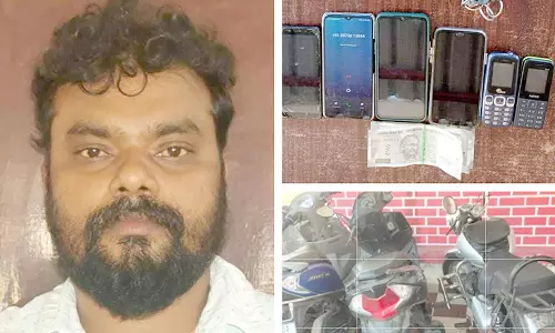 ஆன்லைன் விபச்சாரத்தில் ஈடுபட்ட பெண்கள் உள்பட 3 பேர் கைது