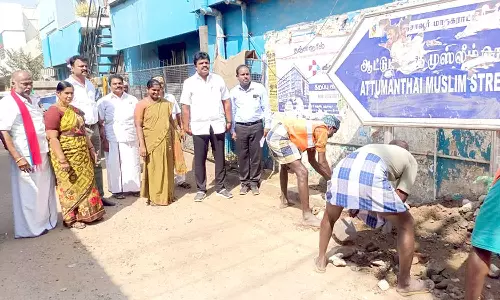 தஞ்சையில், சிறப்பு கூட்டு தூய்மை பணி முகாம்- மேயர் தொடங்கி வைத்தார்