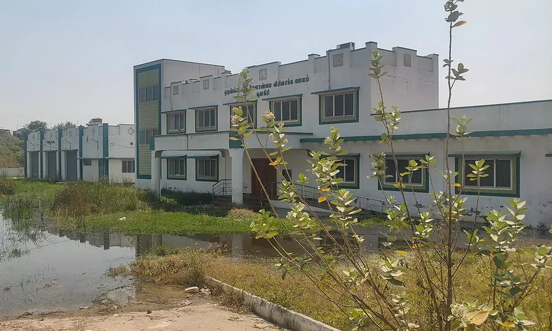 சூளகிரியில் செயல்படாமல் உள்ள வேளாண்மை அலுவலக கட்டிடம்