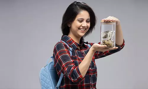 எதிர்காலத்தை எண்ணி, பெண்கள் பணத்தை சேமிப்பதற்கான யோசனைகள்..