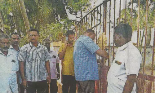 சின்னமுதலியார் சாவடி காப்பகத்திற்கு சீல்- 24 பேர் ஆஸ்பத்திரியில் அனுமதி