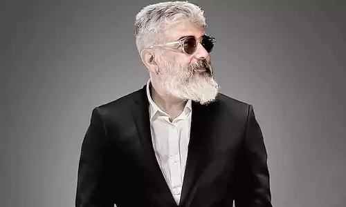 உலகம் சுற்றும் வாலிபனாக உலா வரும் அஜித்.. தீயாய் பரவும் வீடியோ..