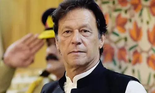 பாகிஸ்தானில் ஒரு கிலோ நெய் ரூ.60 ஆயிரம் கோடி- வாய் உளறி பேசிய இம்ரான்கானால் சர்ச்சை