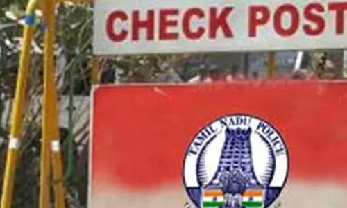 துப்பாக்கி சூட்டில் மீனவர் பலி: தமிழகம்-கர்நாடக எல்லையில் போக்குவரத்து நிறுத்தம்