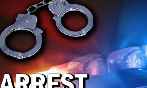 சினிமா பட வில்லன்களை போல் மிரட்டல்: ஆயுதங்களுடன் வீடியோ வெளியிட்ட 11 பேர் கைது