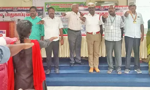 நெல்லை பல்கலைக்கழகத்தில் சாலை போக்குவரத்து விழிப்புணர்வு கருத்தரங்கு