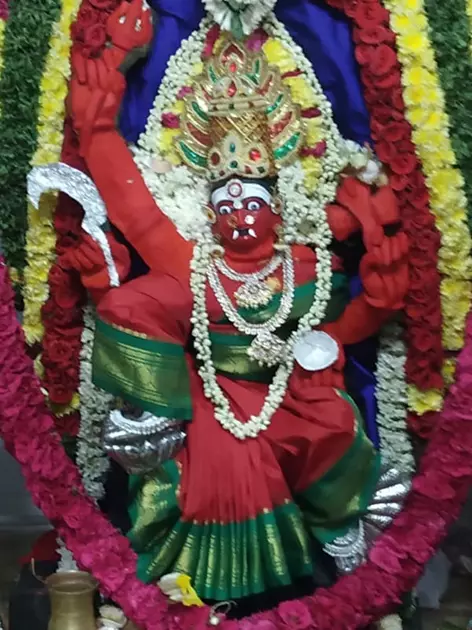 எல்லை மாகாளியம்மன் கோவில் குண்டம் விழா