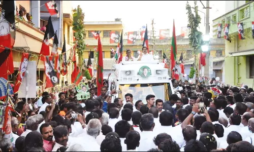 அனைவரையும் ஏமாற்றி ஆட்சிக்கு வந்தது தி.மு.க: எடப்பாடி பழனிசாமி ஆவேசம்